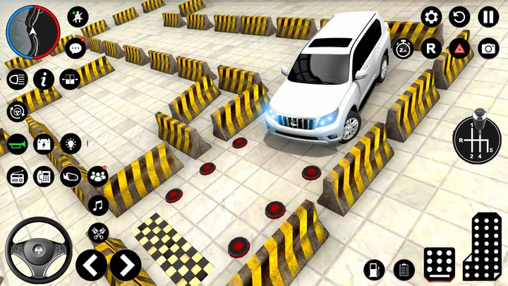 Prado Car Games Modern Parking screenshot image 3_Popularmodapk.com