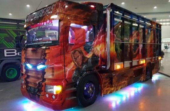 Truck Canter Mania Wallpaper screenshot image 14_Popularmodapk.com