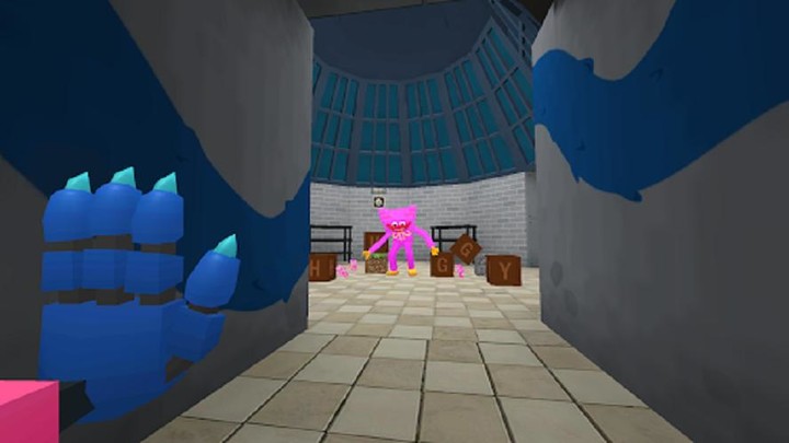 Blue Monster Escape Minecraft screenshot image 3_Popularmodapk.com