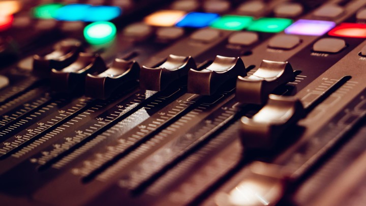 Extra Volume Booster Equalizer screenshot image 14_Popularmodapk.com