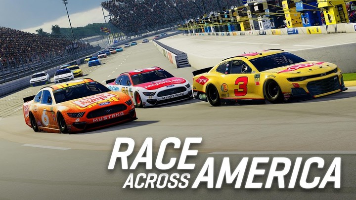 NASCAR Heat Mobile screenshot image 1_Popularmodapk.com